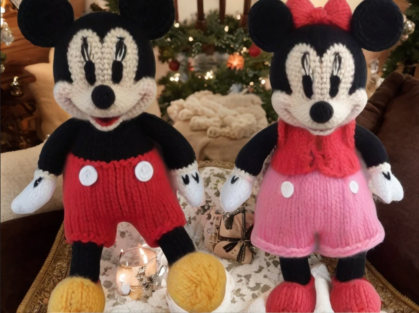 Modèle de tricot Mickey et Minnie